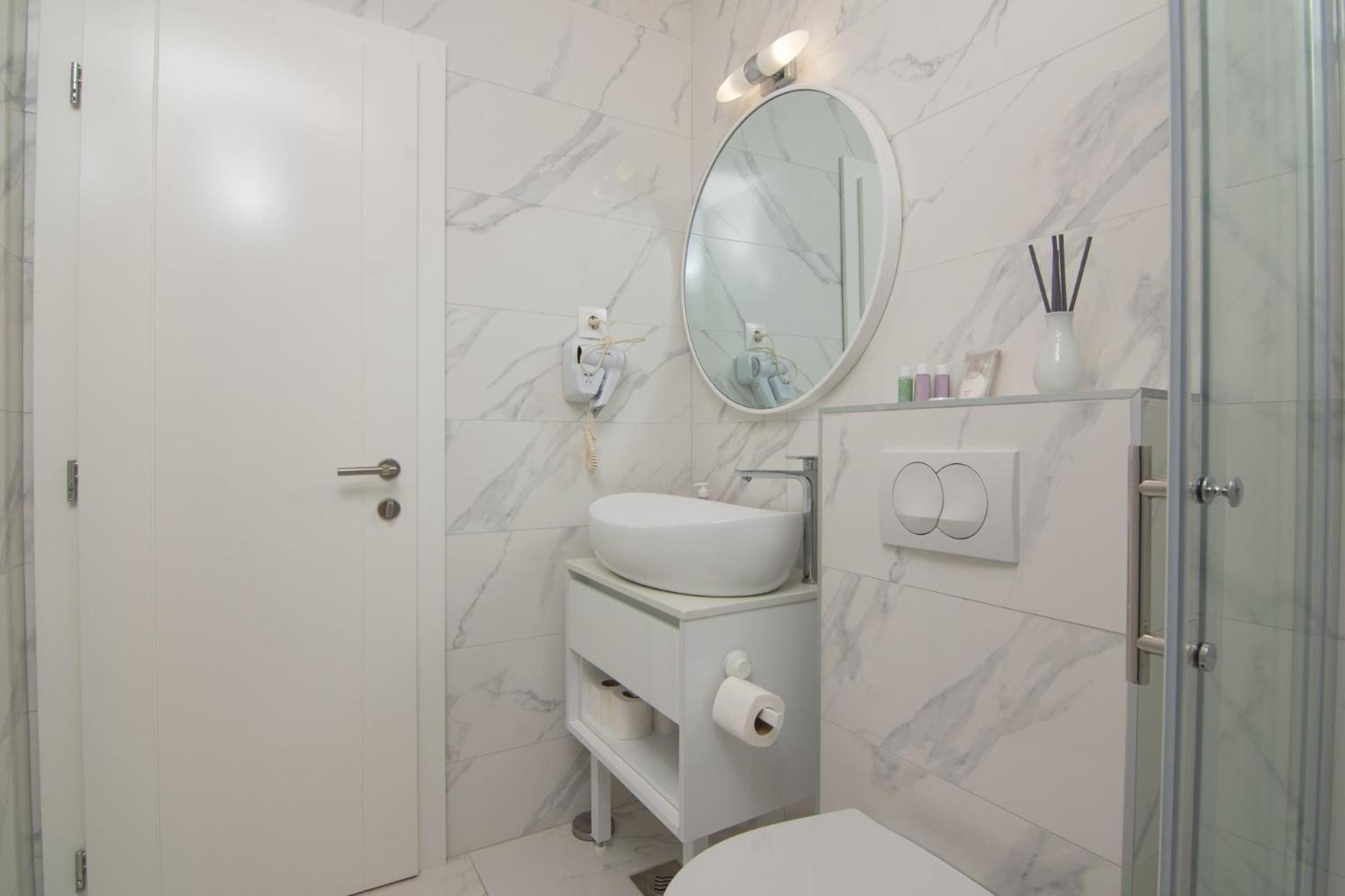 Apartments & Rooms Pool Villas Maris B Novalja Zimmer foto