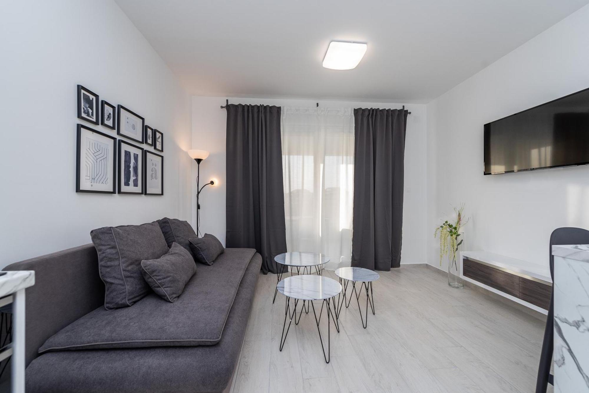 Apartments & Rooms Pool Villas Maris B Novalja Zimmer foto