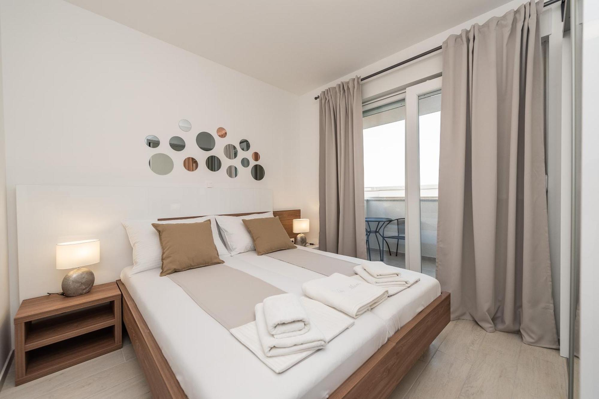 Apartments & Rooms Pool Villas Maris B Novalja Zimmer foto